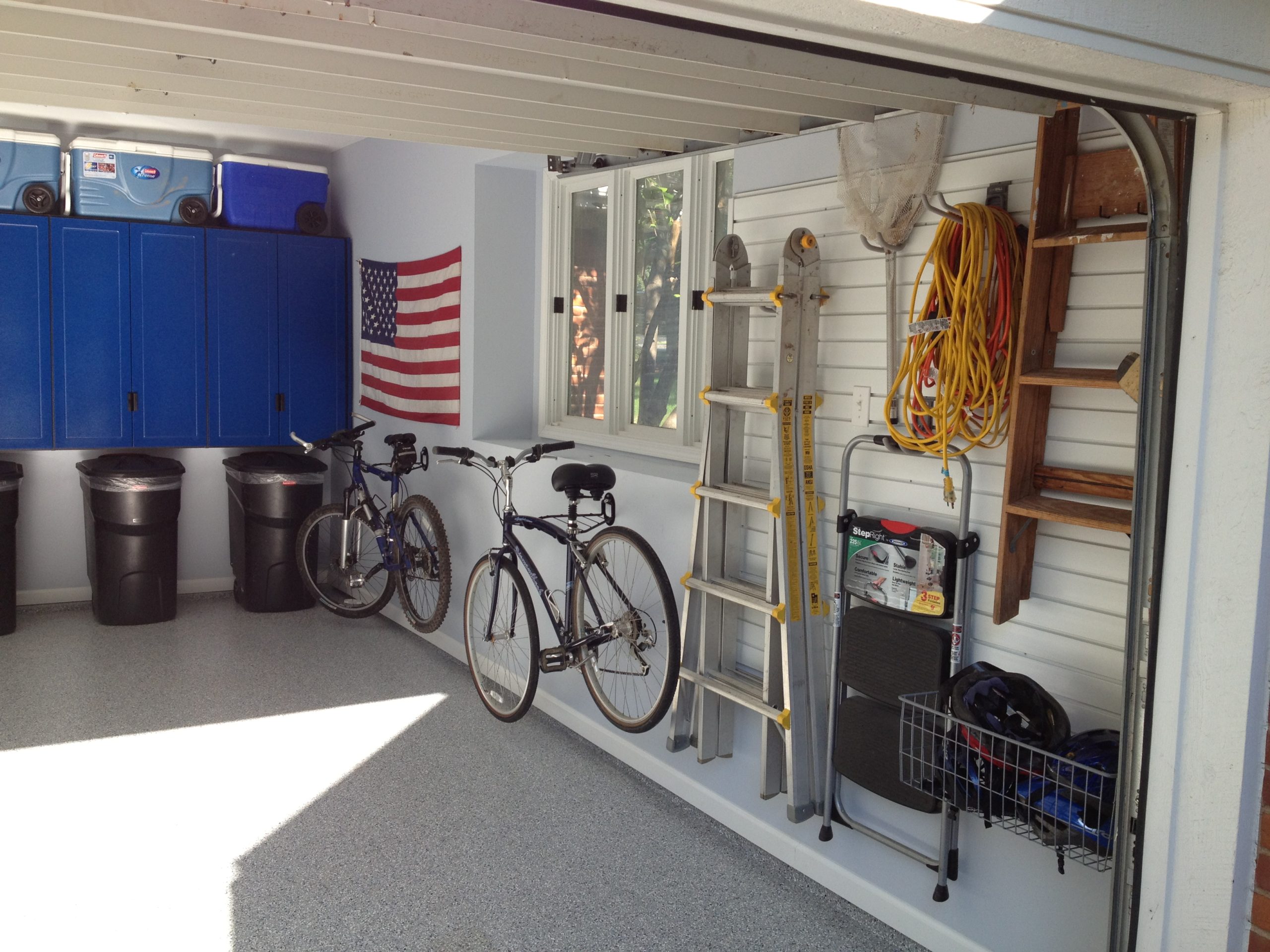 The Best Ways to Organize Your Garage to Store Yard Equipment